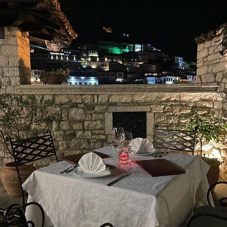Boutique Hotel Muzaka 培拉特 外观 照片