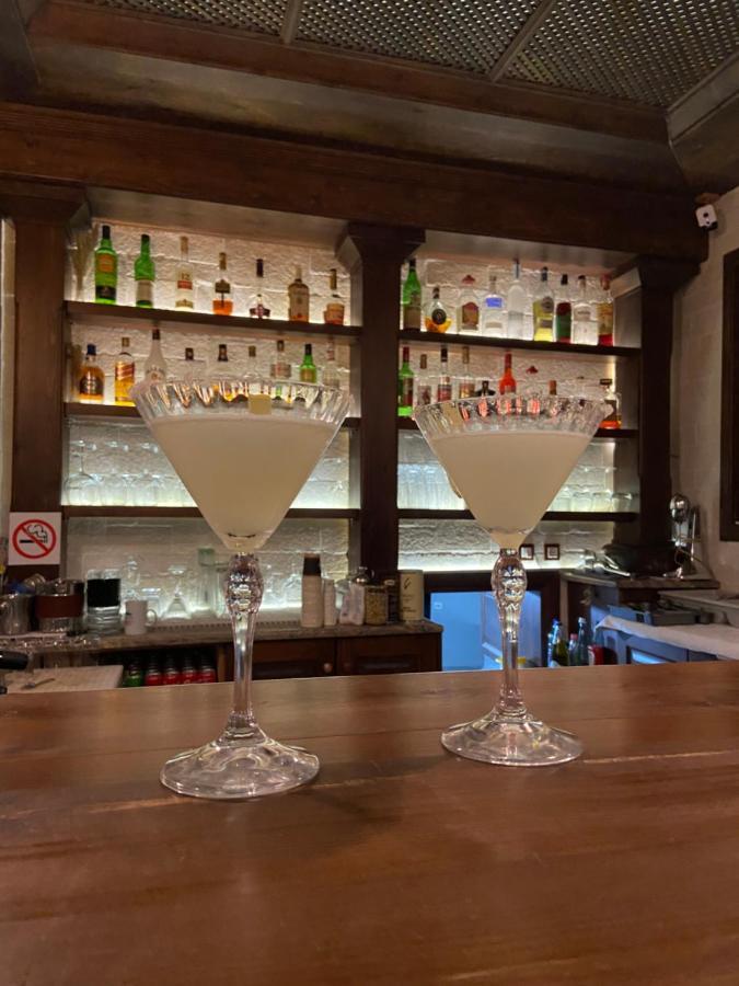 Boutique Hotel Muzaka 培拉特 外观 照片