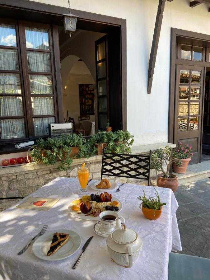 Boutique Hotel Muzaka 培拉特 外观 照片