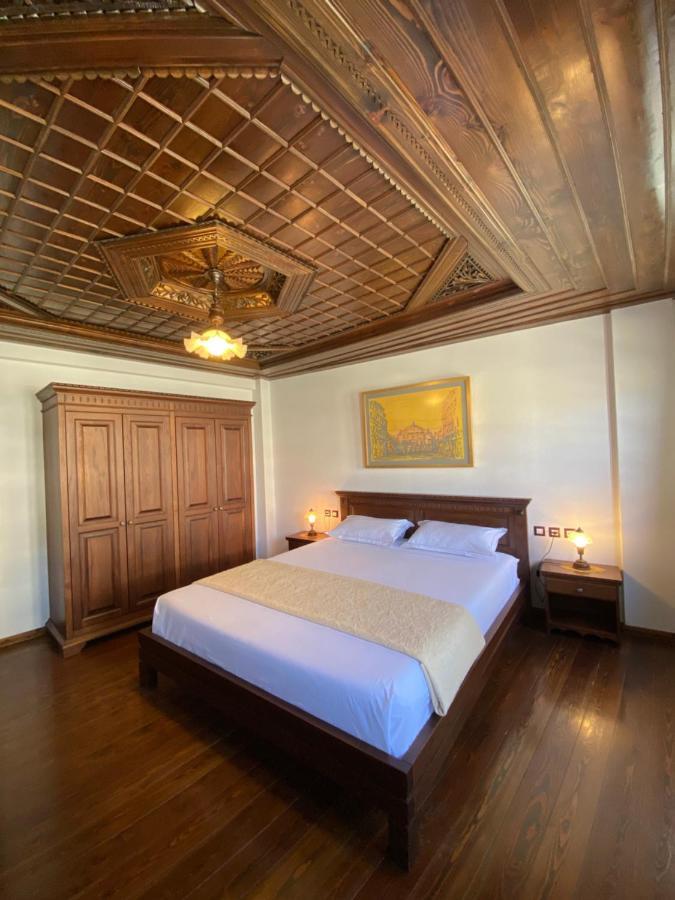 Boutique Hotel Muzaka 培拉特 外观 照片