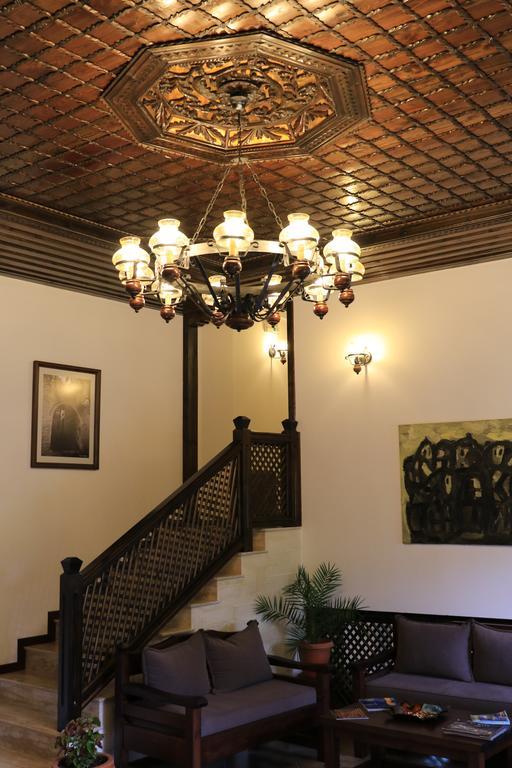 Boutique Hotel Muzaka 培拉特 外观 照片